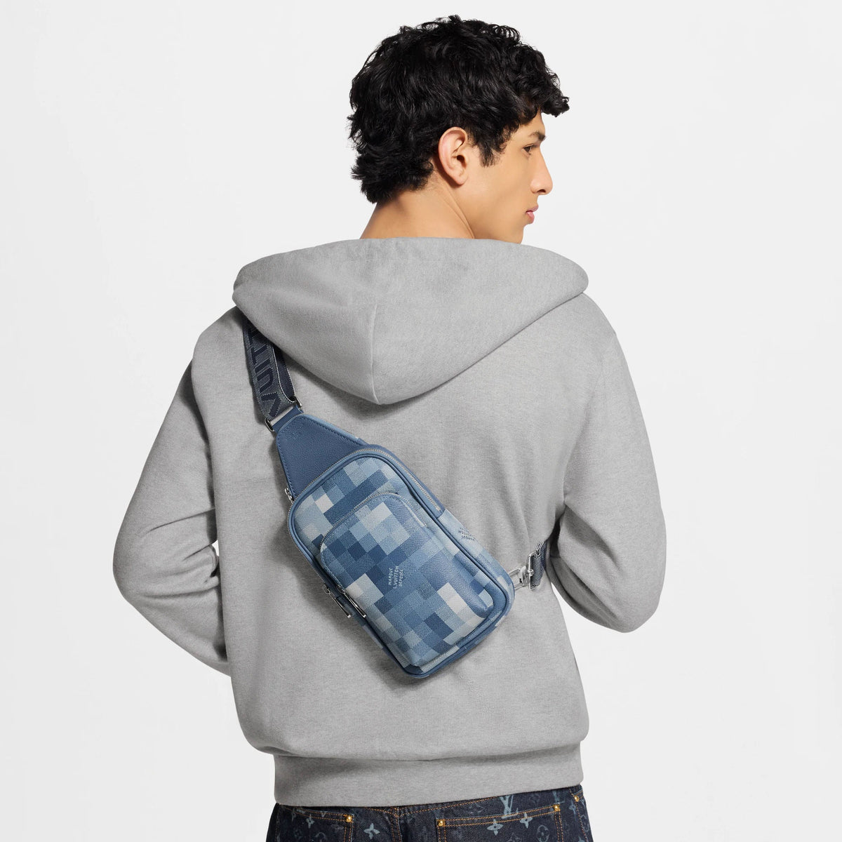 Women's Avenue Slingbag PM Indigo