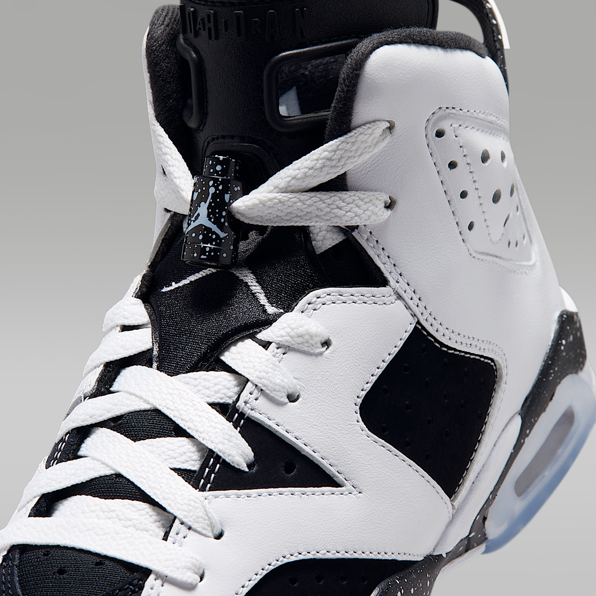 Jordan Air 6 Retro Big Kids' Shoes White/Black 384665-108