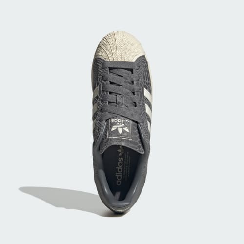 Superstar II Sneakers