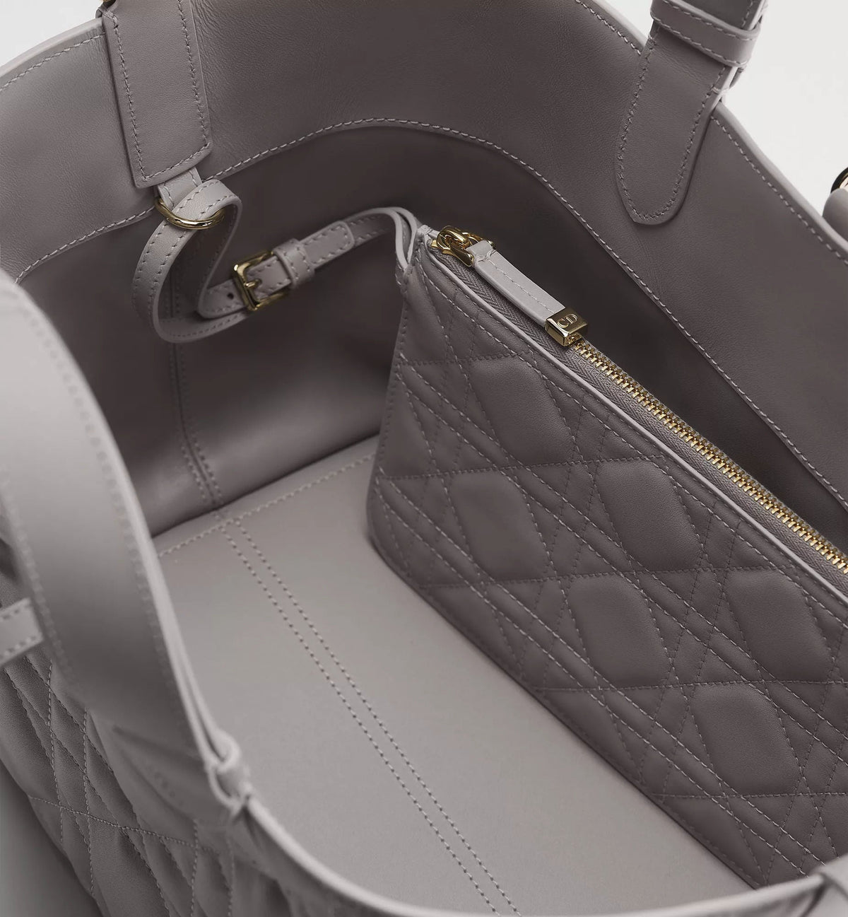 Medium Toujours Bag