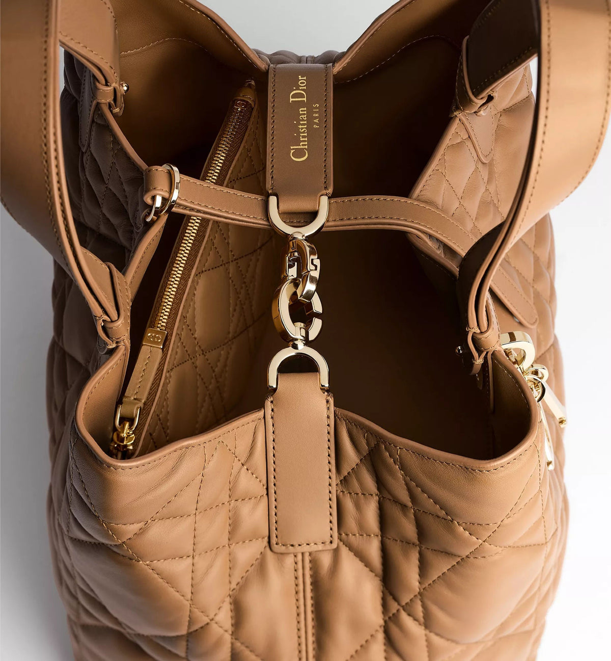Medium Toujours Bag