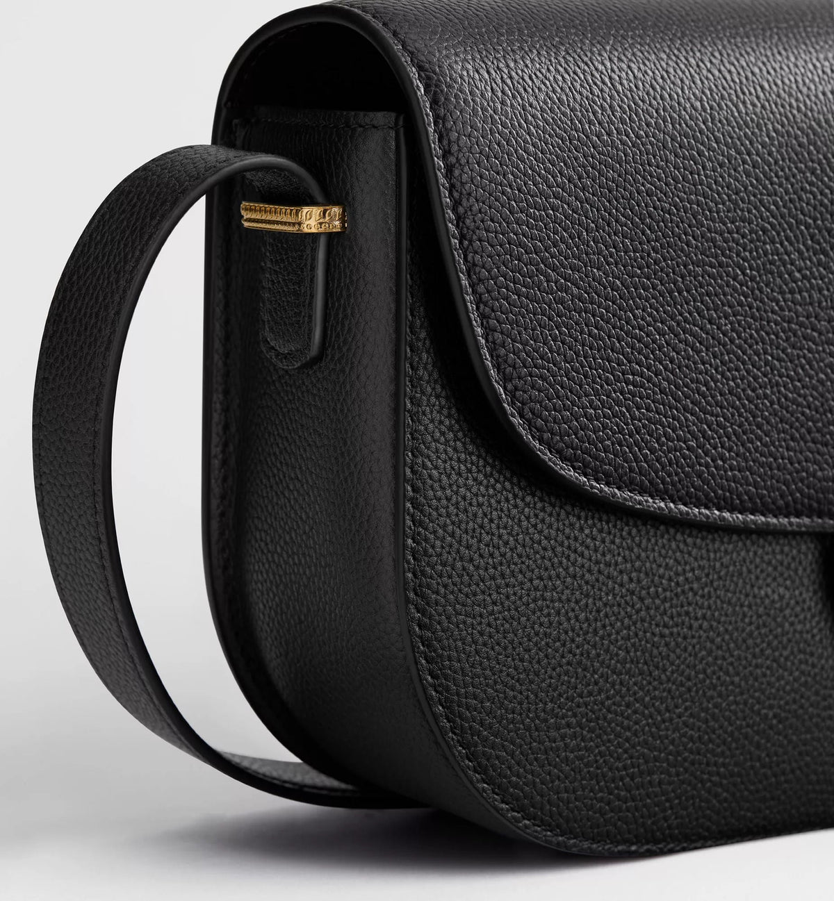 Medium Médaillon Flap Bag