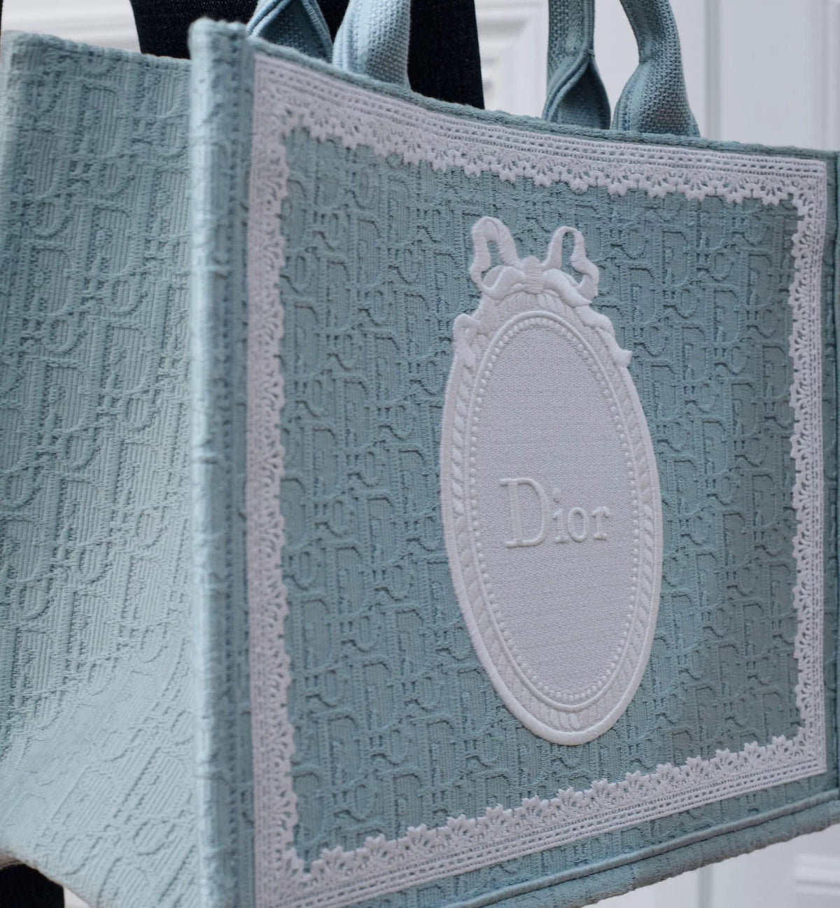 Medium Book Tote with Strap