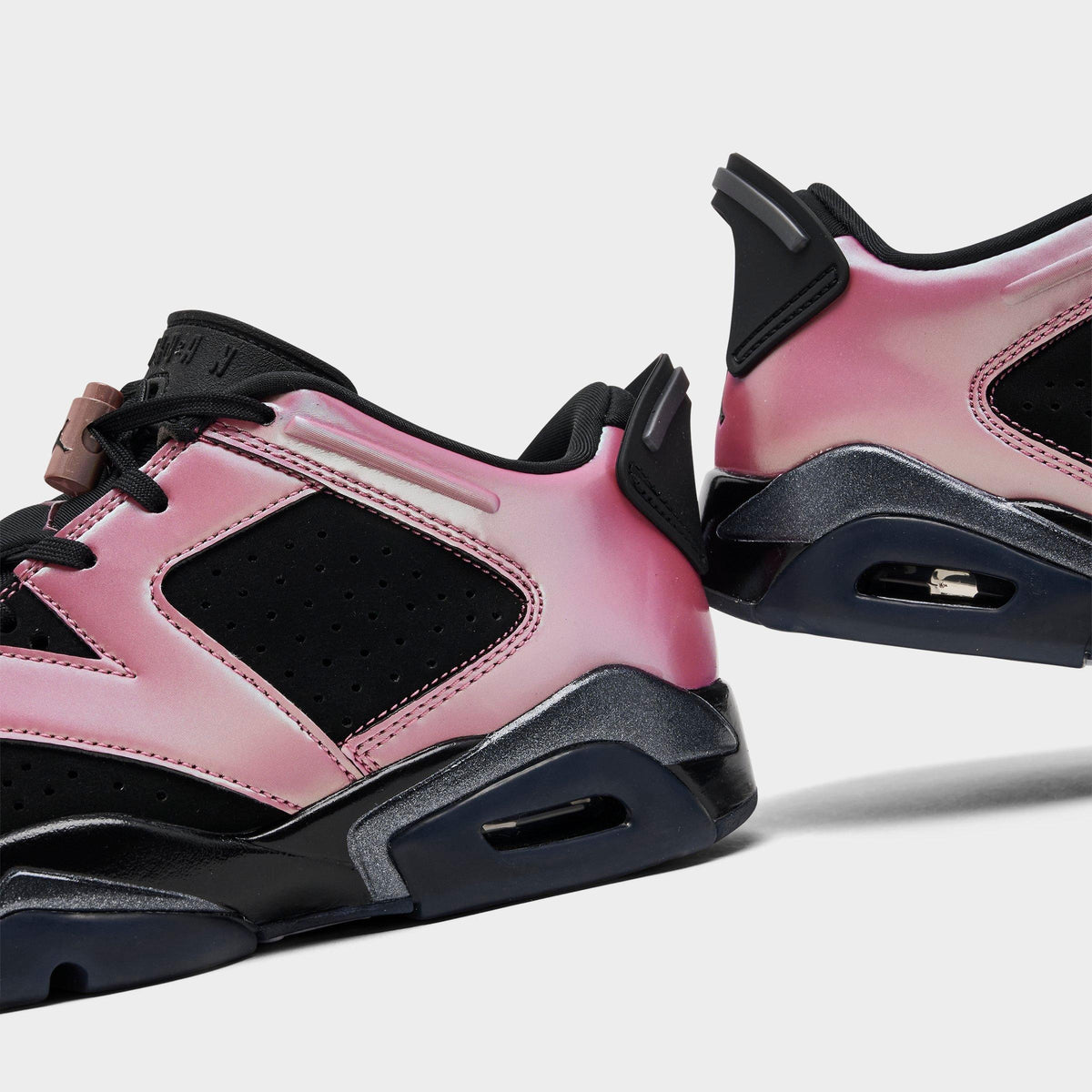 Air Retro 6 Low Casual Shoes