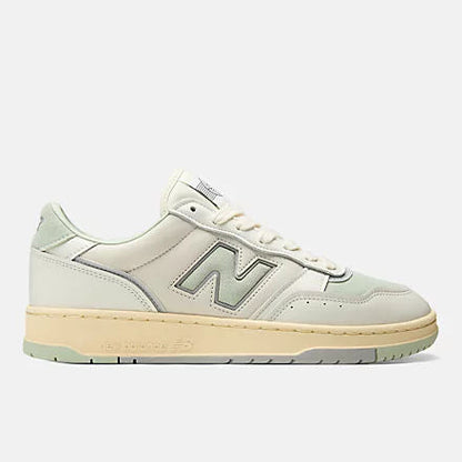 Unisex 950 Lifestyle Sneakers