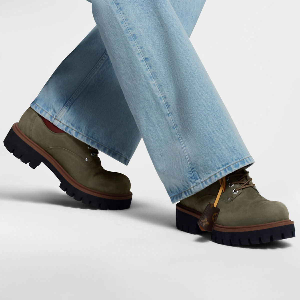 Men's LV Remix Derby