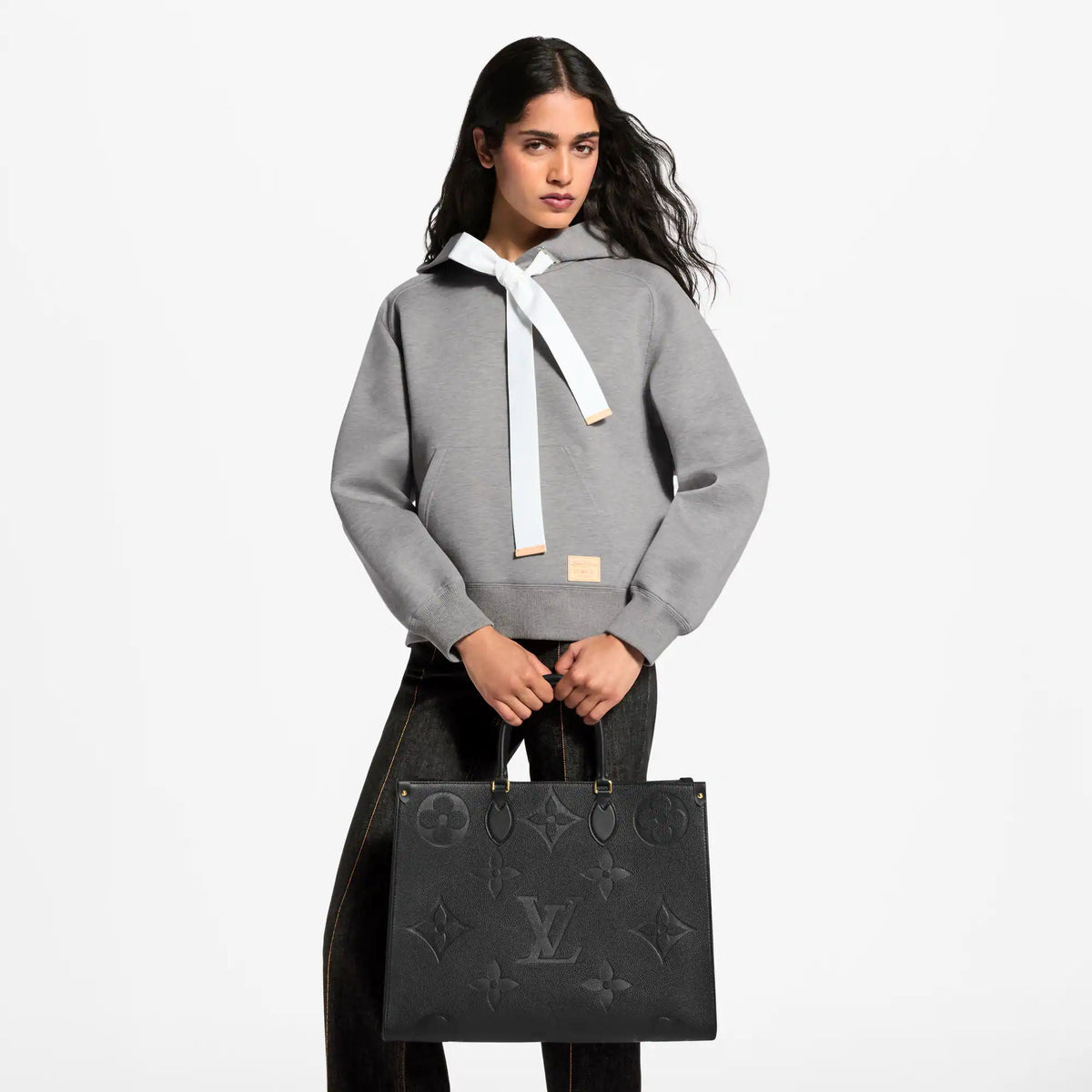 Women's OnTheGo GM Black Monogram Empreinte Leather Tote Bag M44925
