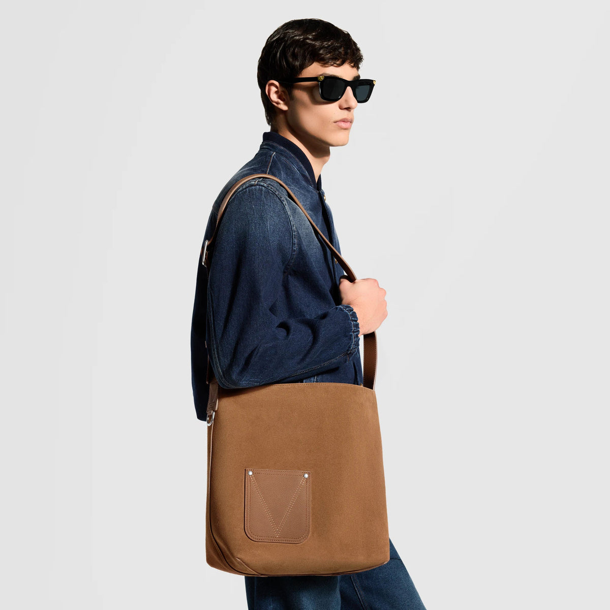 Men's Verso Hobo LV Touch Calfskin Leather Tan